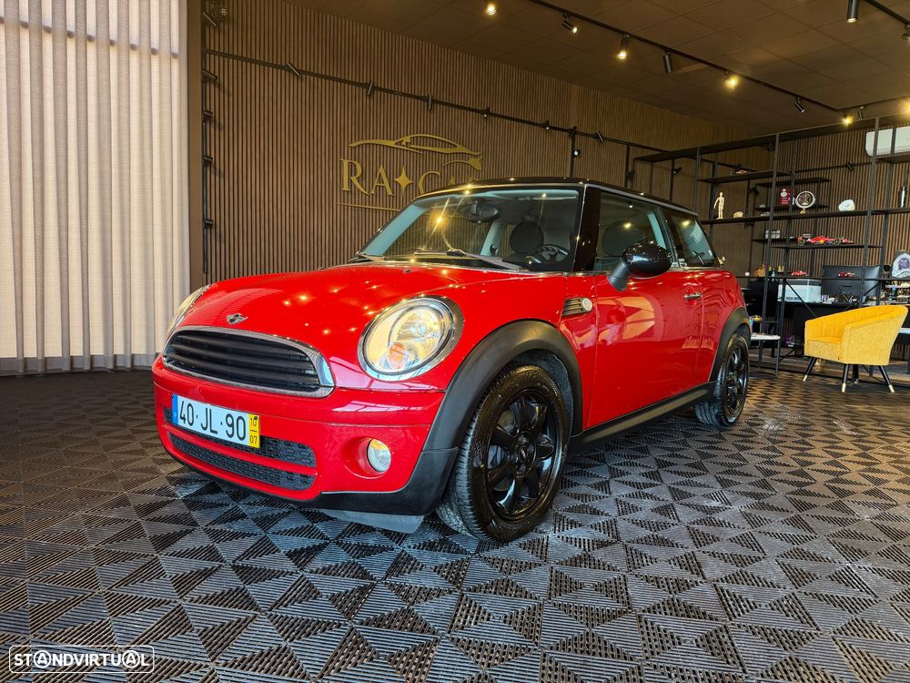 MINI 3 Portas Cooper D - 2