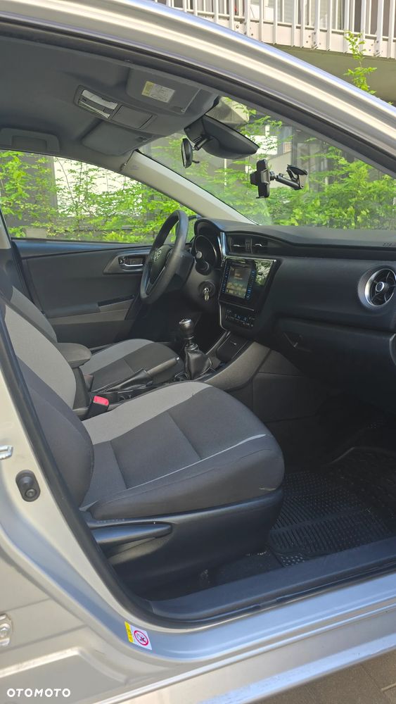 Toyota Auris 1.4 D-4D Active - 4