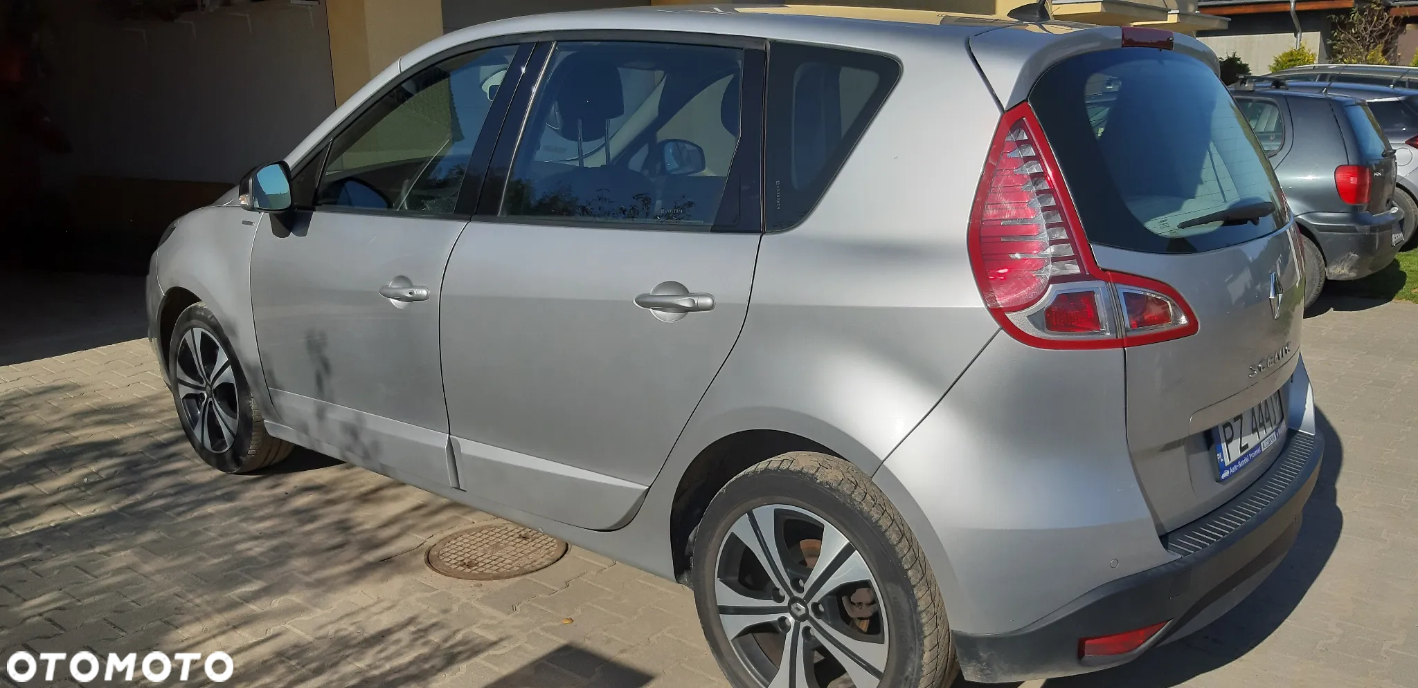 Renault Scenic 1.6 dCi Energy Bose Edition S&S - 8