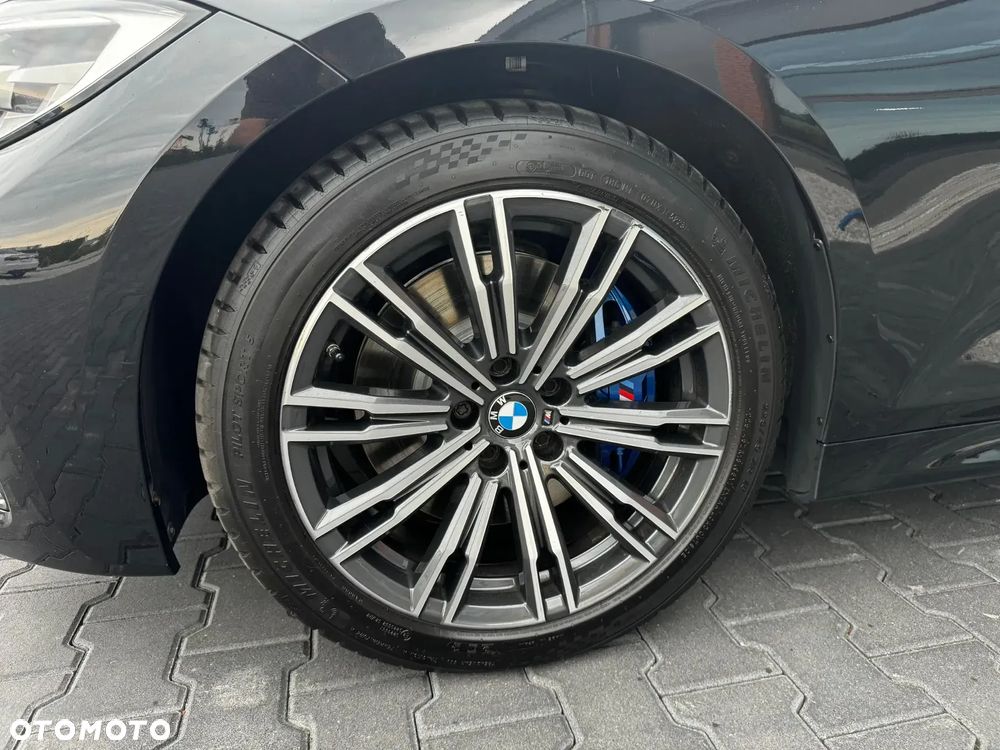 BMW Seria 3 M340i xDrive sport - 16