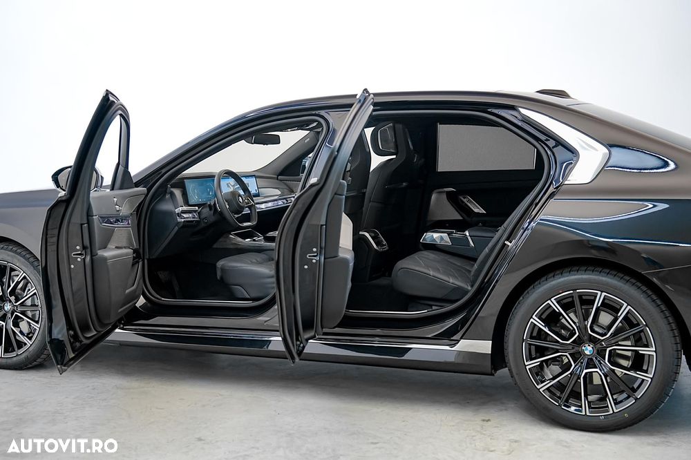 BMW Seria 7 - 14