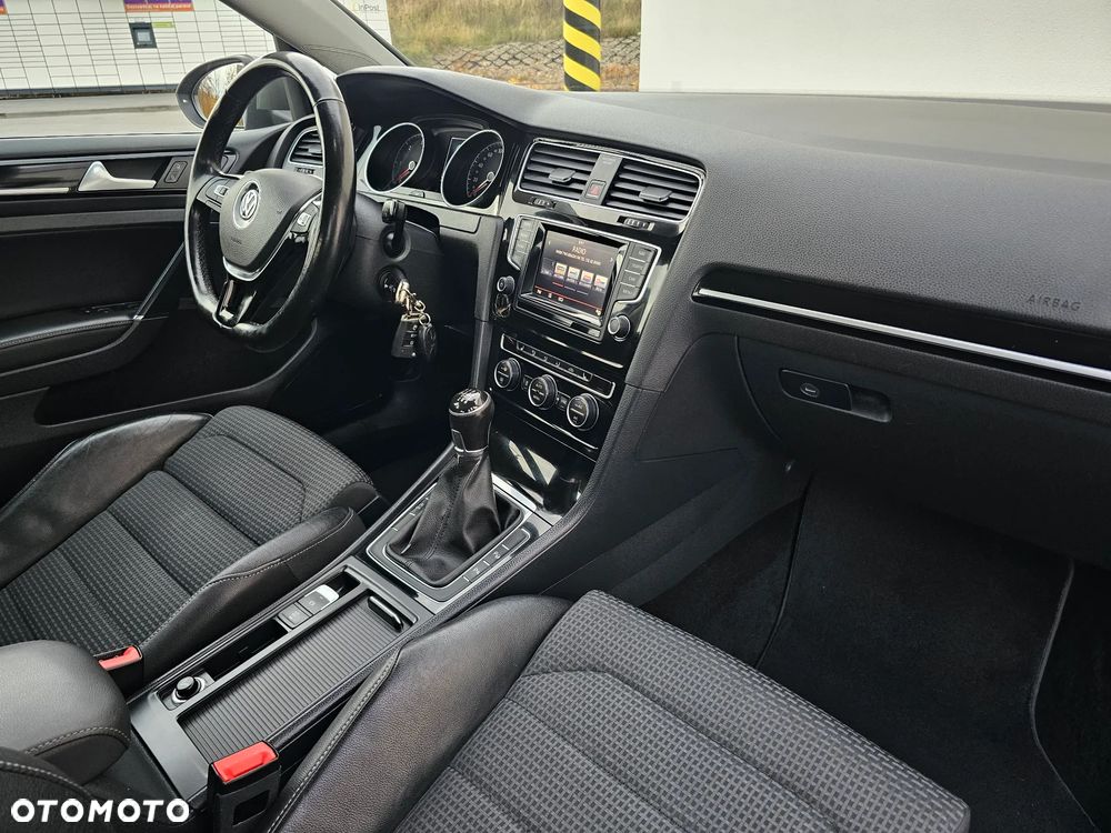 Volkswagen Golf VII Diesel 5-Türer Highline - 11