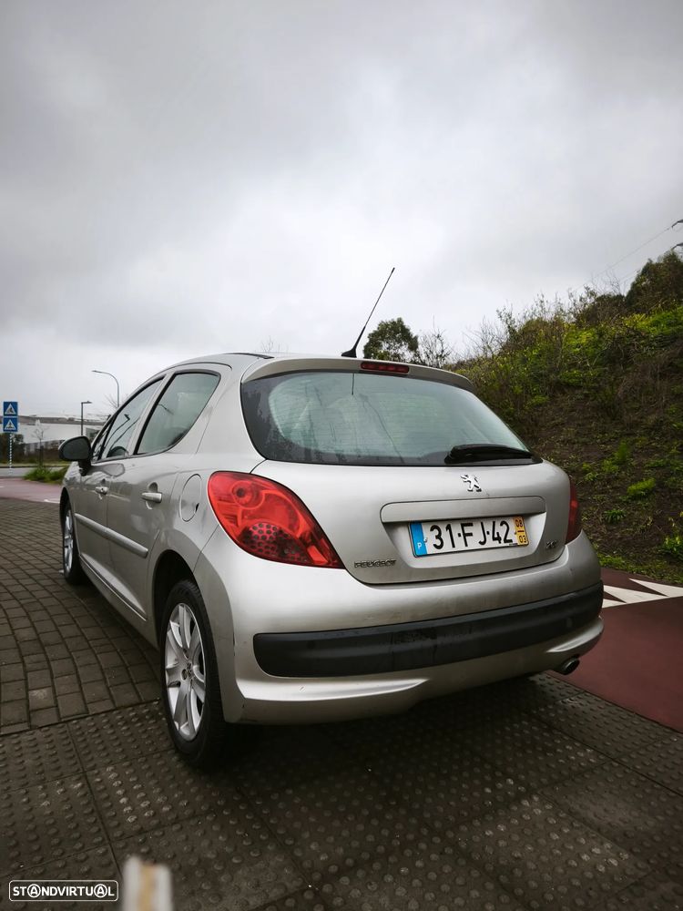 Peugeot 207 1.6 HDi 99g - 6