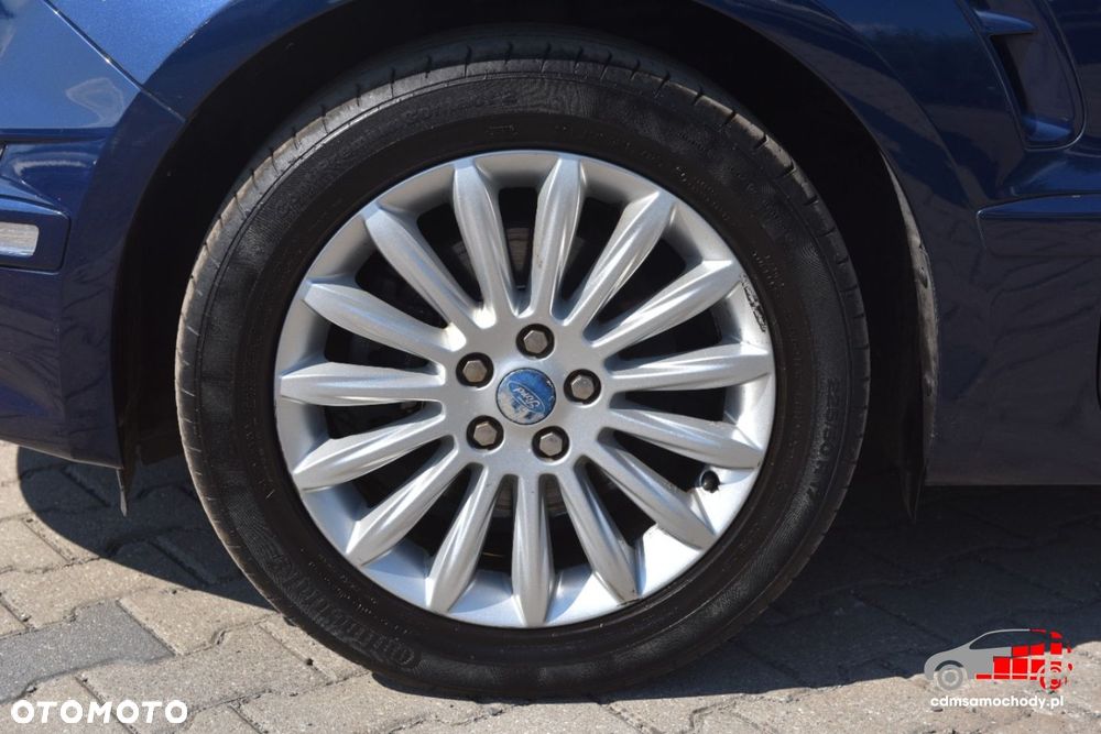 Ford S-Max - 12