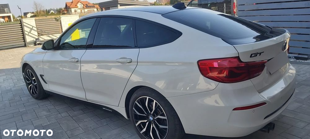 BMW 3GT 330i Luxury Line sport - 15
