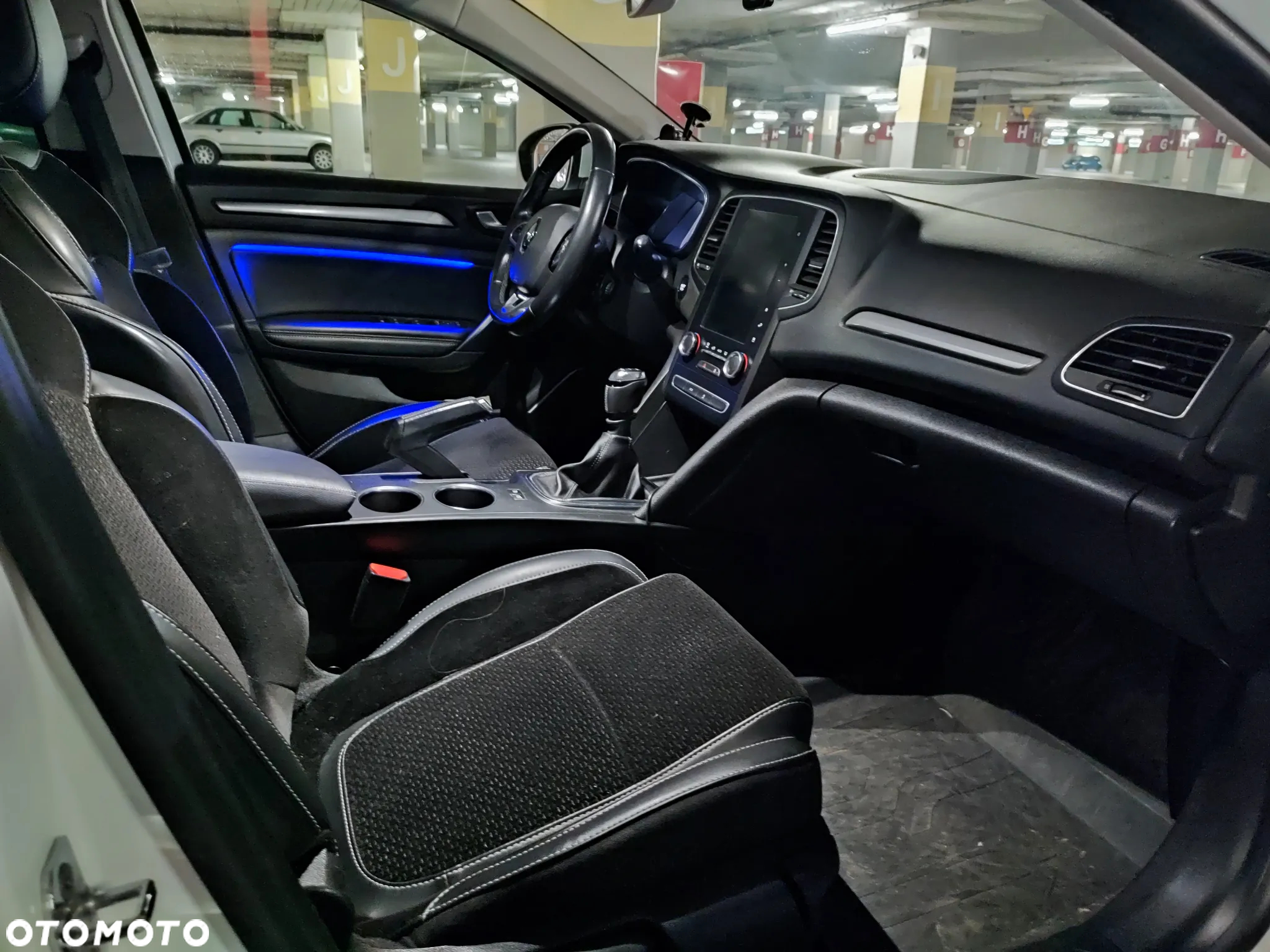 Renault Megane 1.3 TCe FAP Intens - 13
