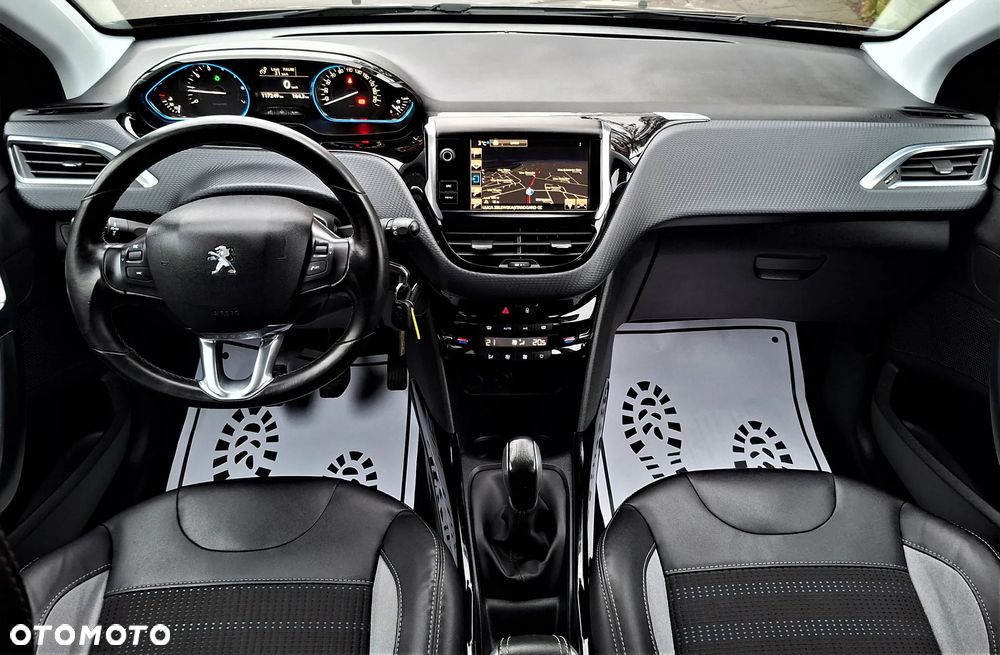 Peugeot 2008 PureTech 110 Stop&Start Allure - 37