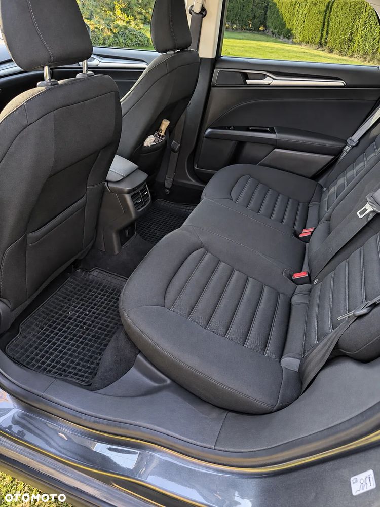 Ford Mondeo - 7