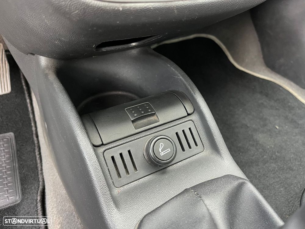Opel Corsa 1.3 CDTi Silver - 19