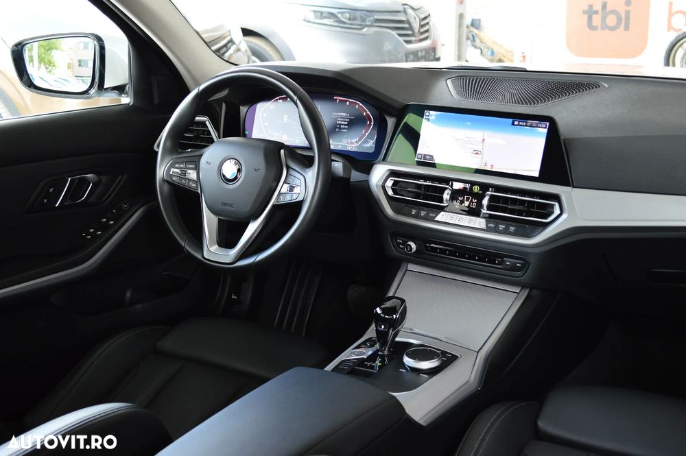 BMW Seria 3 320i Aut. Edition Luxury Line Purity - 35