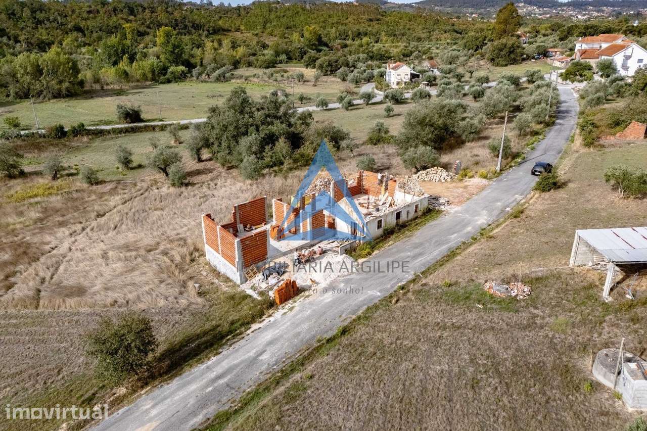 Moradia T3 Vila Cã