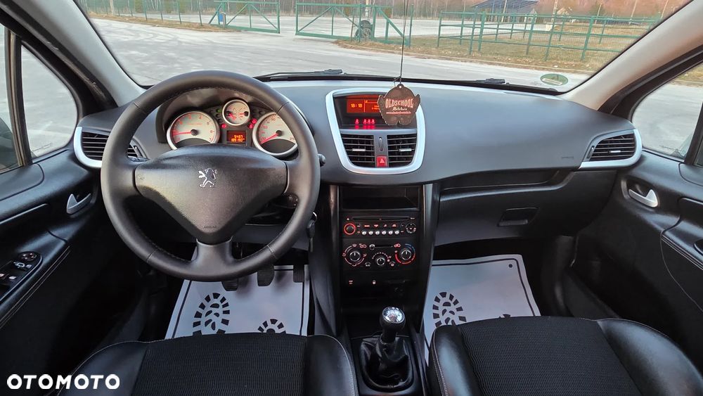 Peugeot 207 95 VTi Urban Style - 19