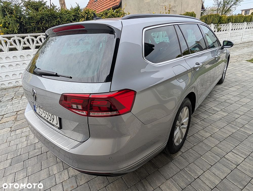 Volkswagen Passat 2.0 TDI SCR DSG - 9