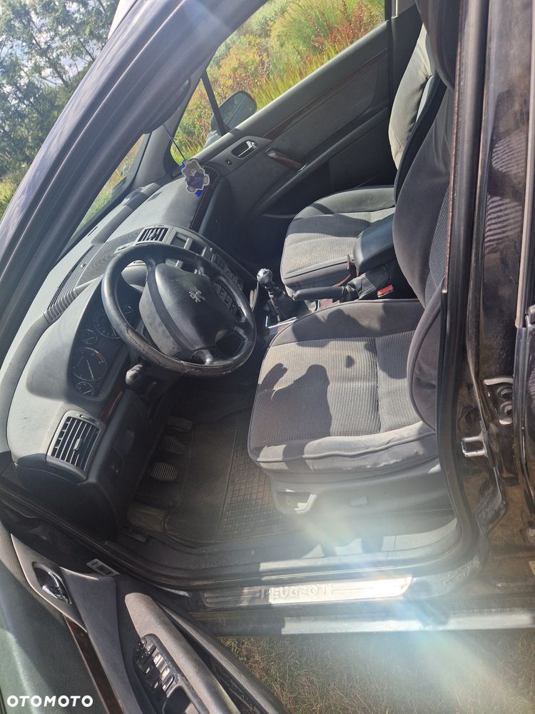 Peugeot 407 - 5