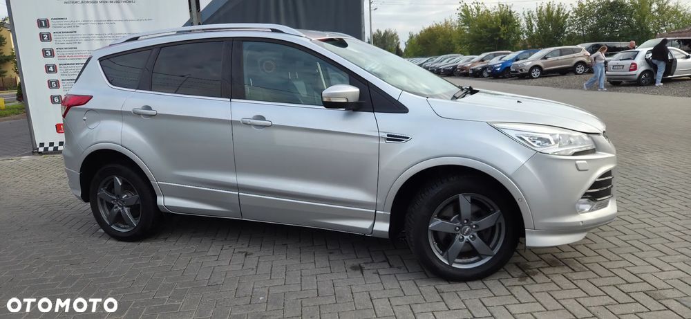 Ford Kuga 2.0 TDCi 4x4 Titanium - 16