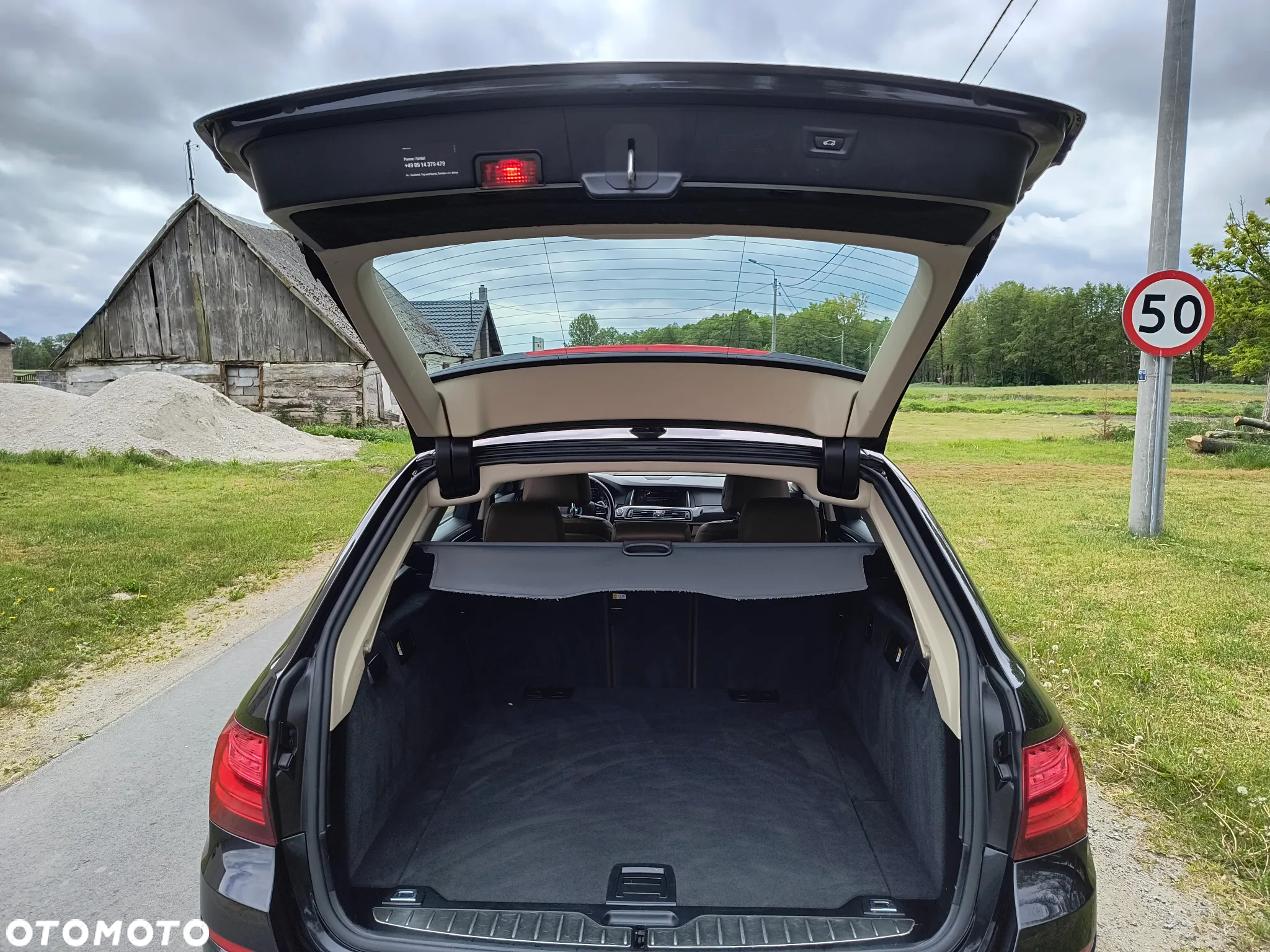 BMW Seria 5 530d Touring - 11