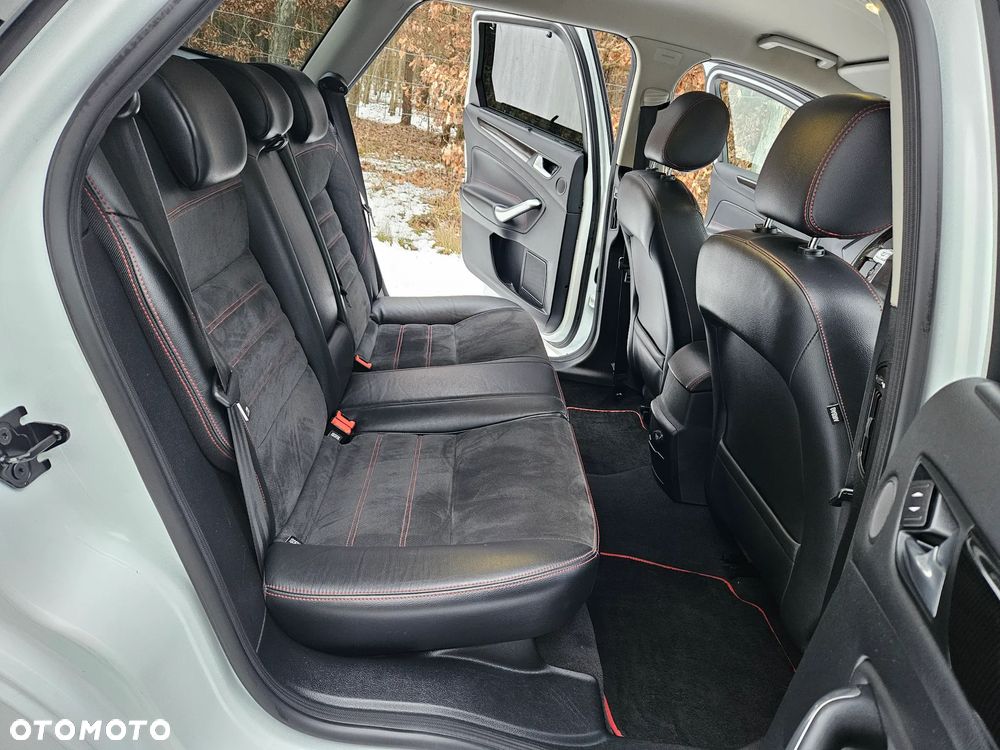 Ford Mondeo 2.0 TDCi Titanium S - 31