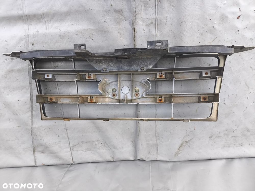 FORD RANGER II 06R- GRILL ATRAPA UP8750711 - 4