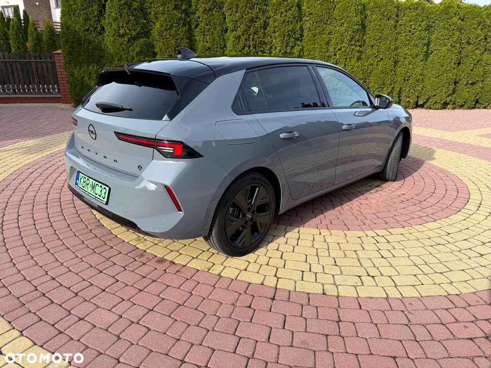 Opel Astra GS - 7