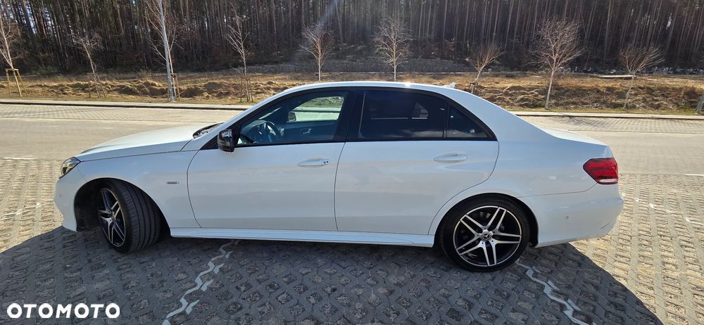 Mercedes-Benz Klasa E 220 BlueTEC 4Matic 7G-TRONIC Edition - 7