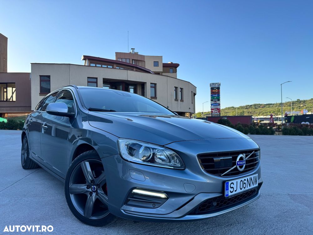 Volvo V60 D4 Geartronic R-Design - 2