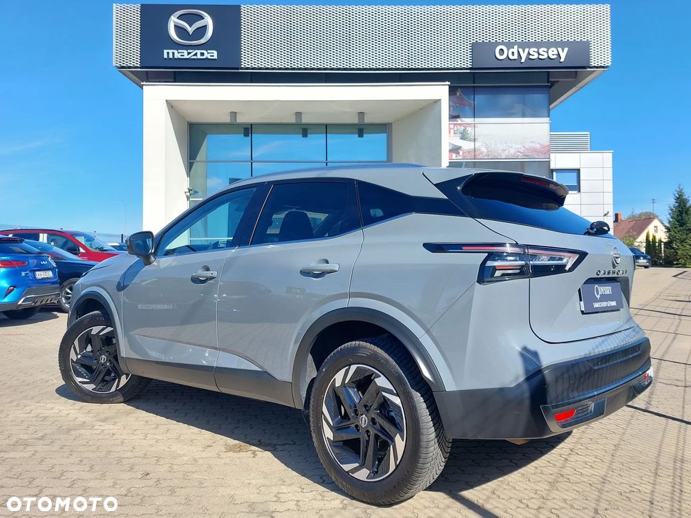 Nissan Qashqai 1.3 DIG-T mHEV N-Connecta Xtronic - 4