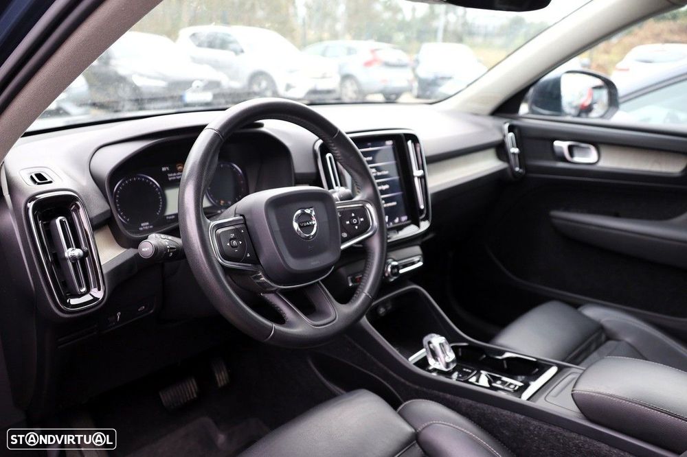 Volvo XC 40 2.0 D3 Inscription AWD Geartronic - 12