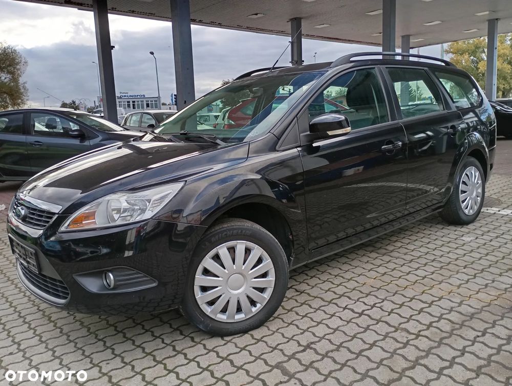 Ford Focus Turnier 1.6 16V Ambiente - 18