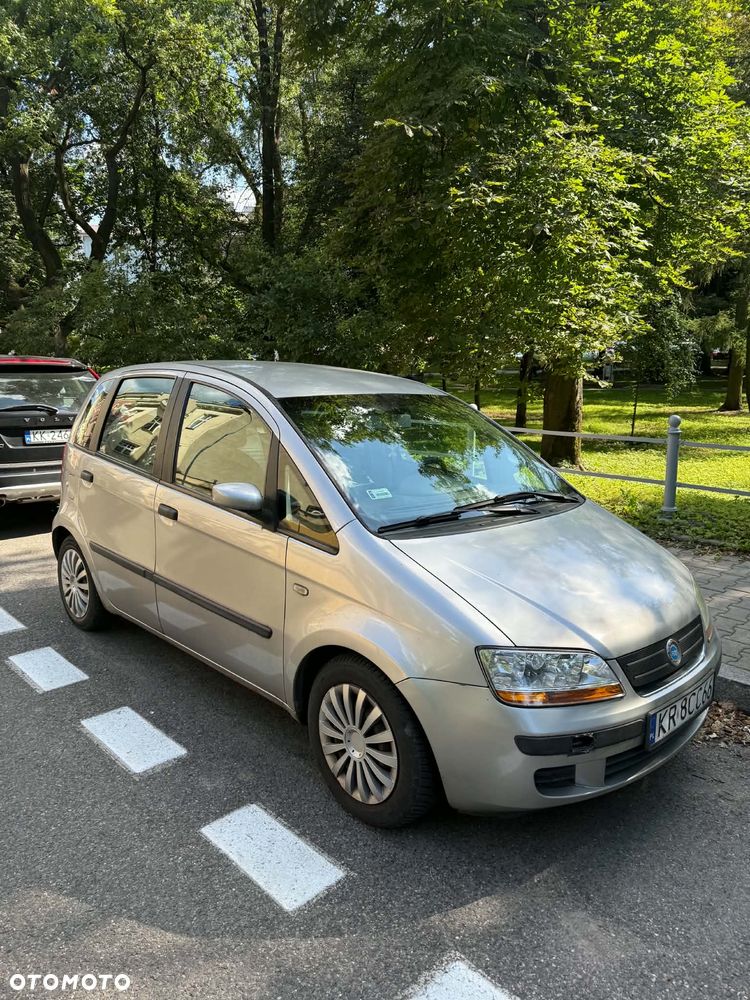Fiat Idea 1.4 16V Dynamic - 3