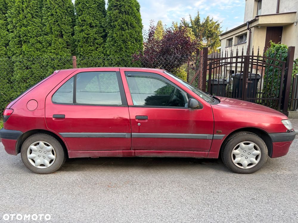 Peugeot 306