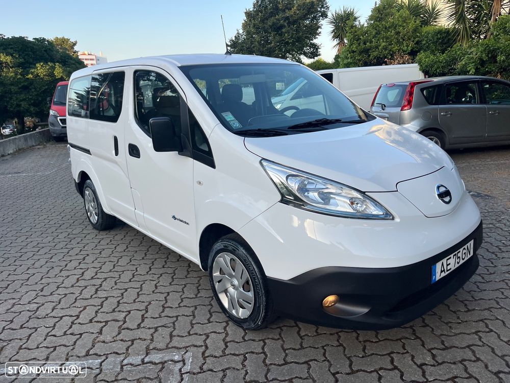 Nissan NV200 Combi - 6