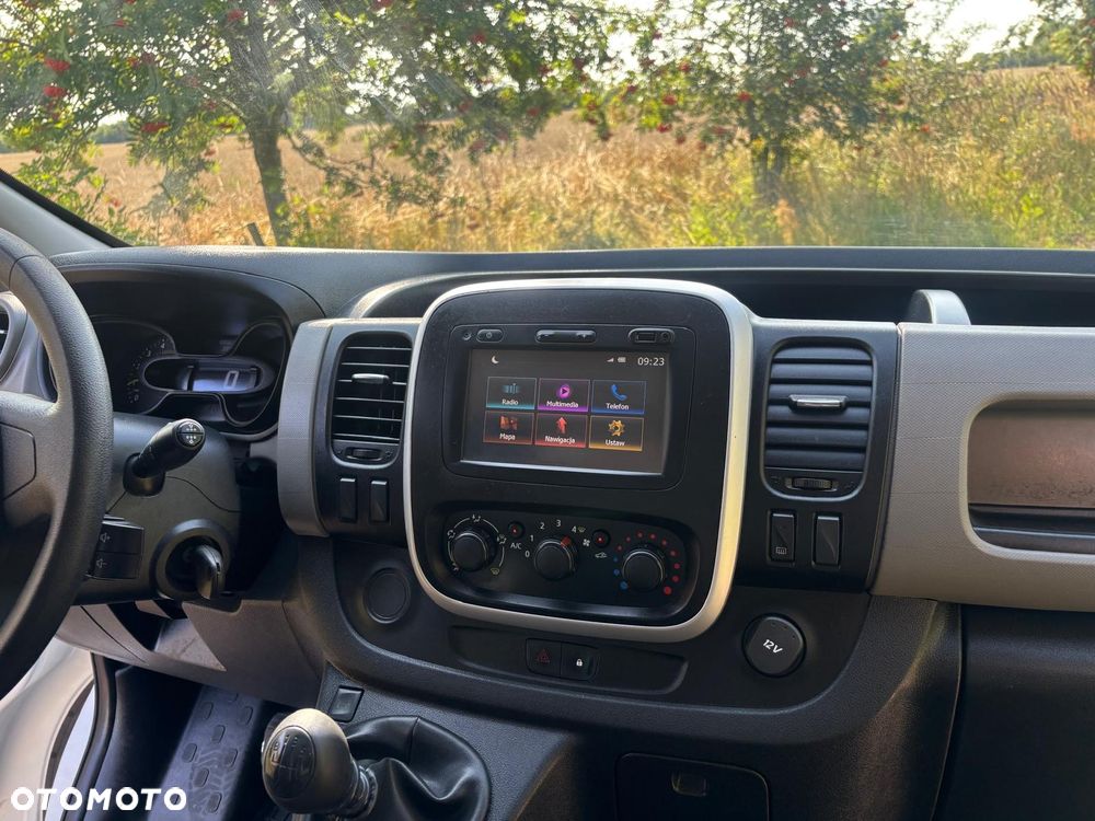 Renault Trafic - 14