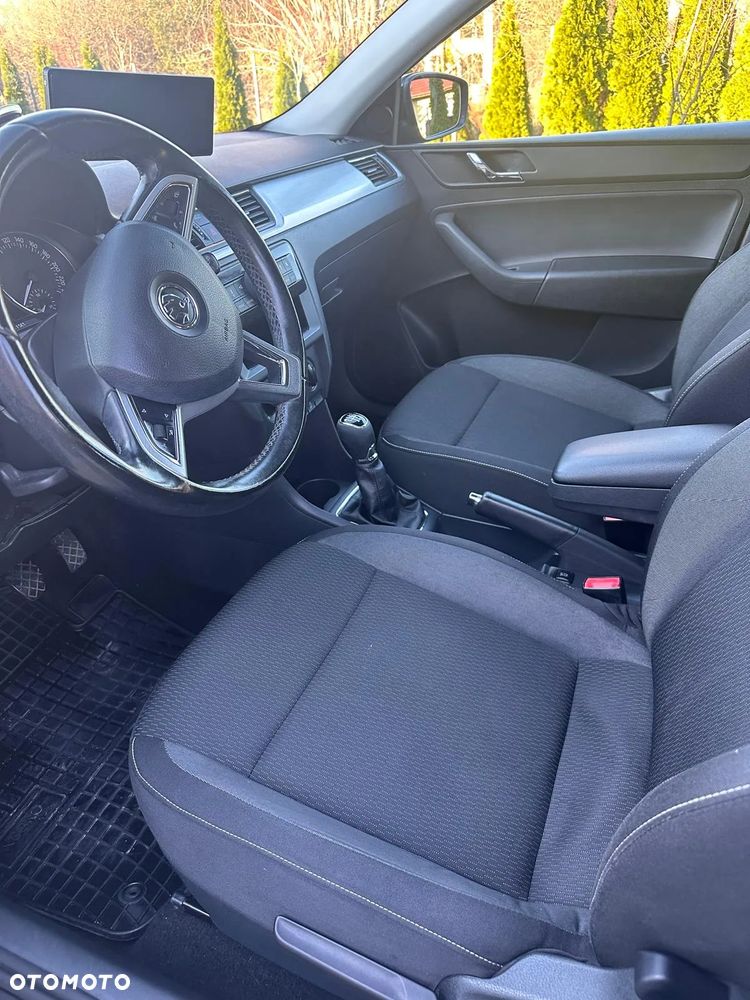 Skoda RAPID 1.2 TSI Style - 2