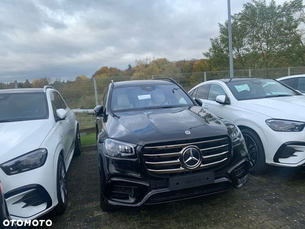 Mercedes-Benz GLS - 14