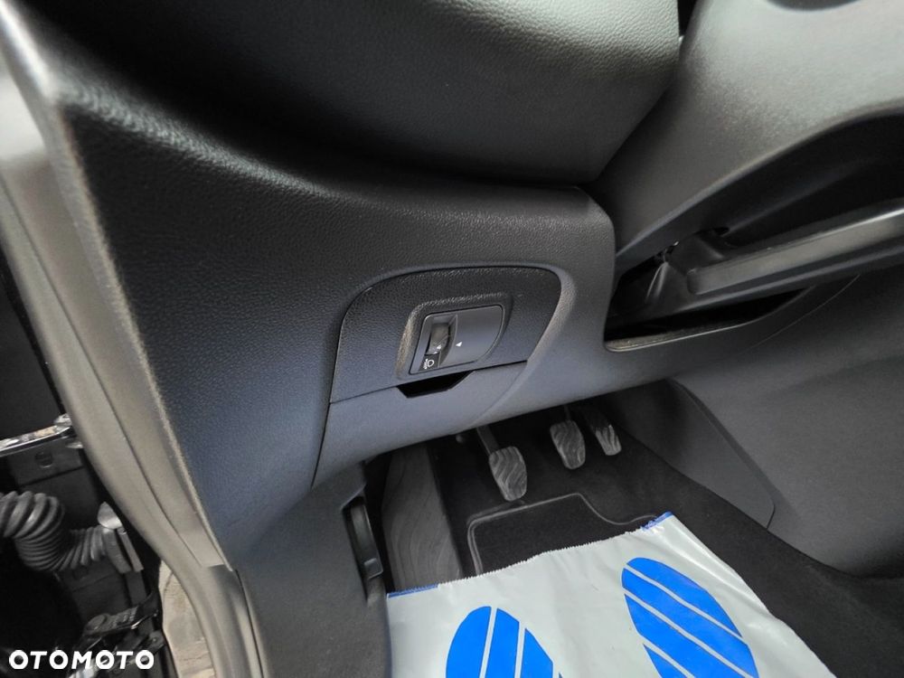 Renault Grand Scenic - 12