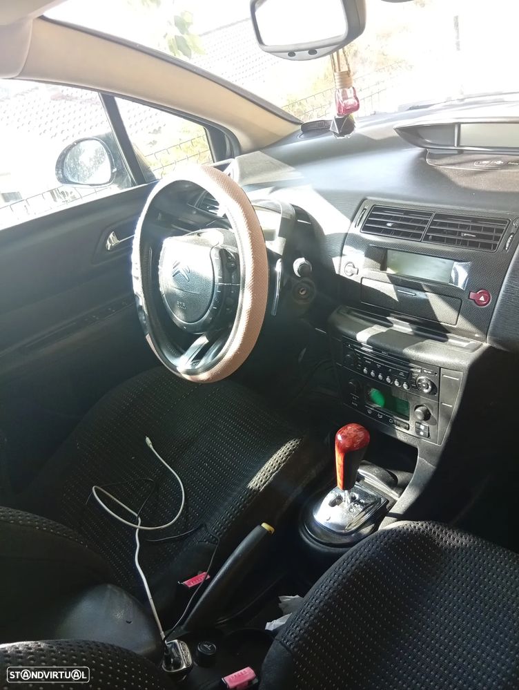 Citroën C4 1.6 HDi VTR Pack CMP6 - 4