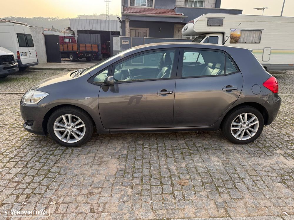 Toyota Auris 1.33 VVT-i Gold Edition - 4