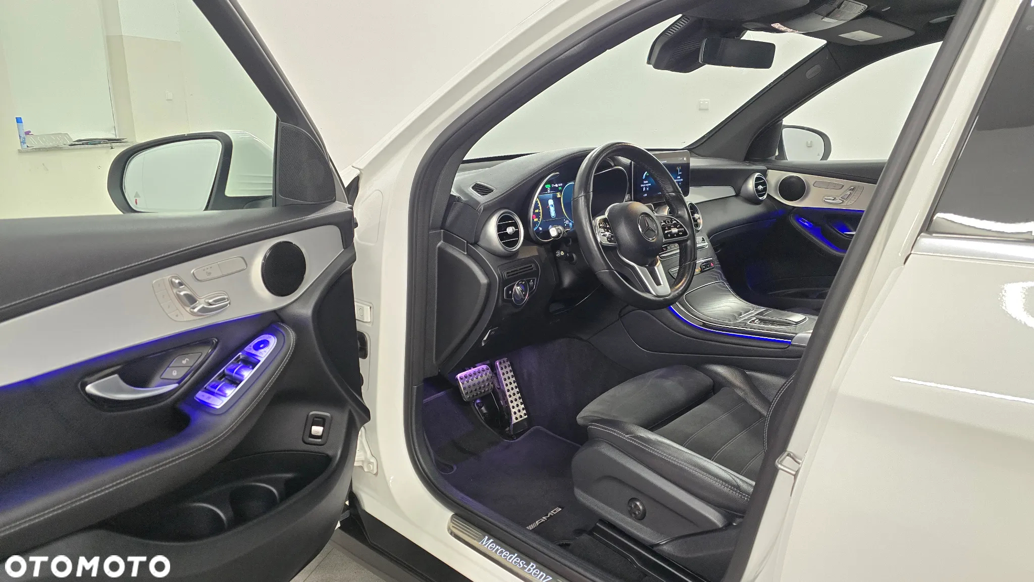 Mercedes-Benz GLC 300 de 4Matic 9G-TRONIC AMG Line Plus - 5