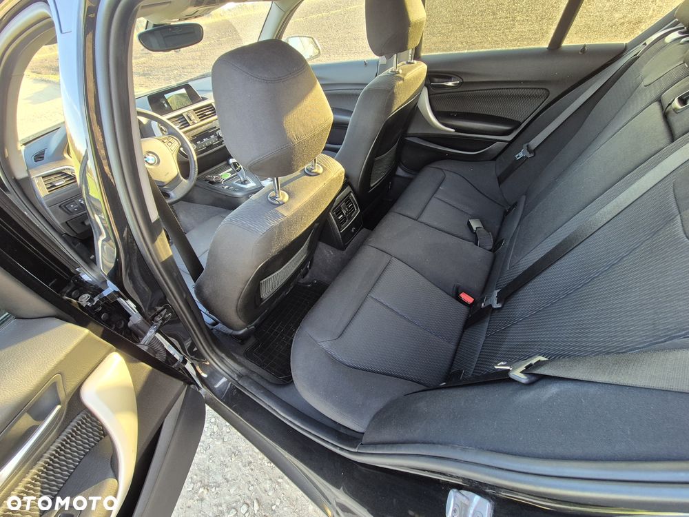 BMW Seria 1 120i Sport-Aut Urban Line - 20