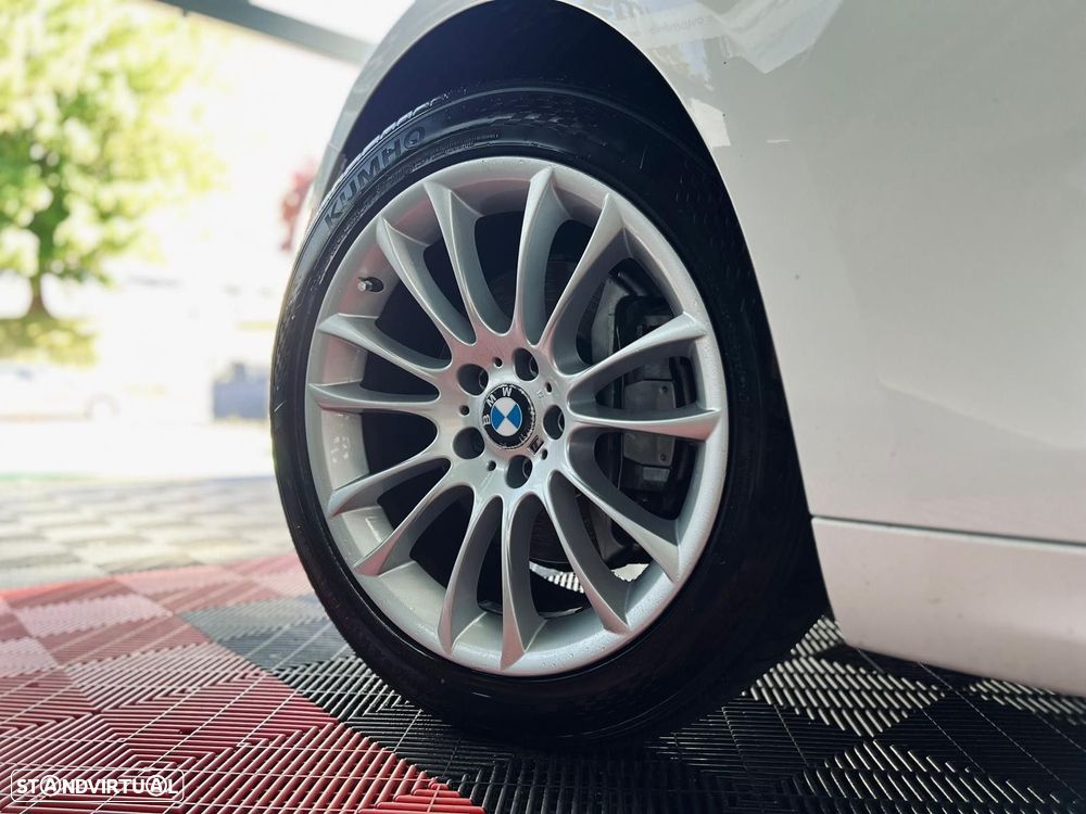 BMW 520 Gran Turismo d Pack M - 15