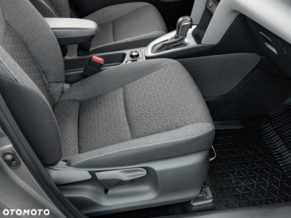 Toyota Yaris Cross - 32