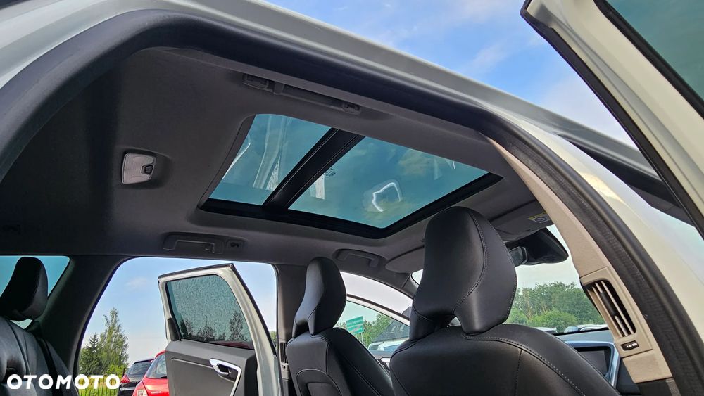 Volvo XC 60 D4 Geartronic Summum - 10