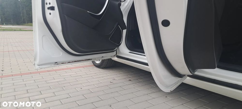 Opel Astra - 14