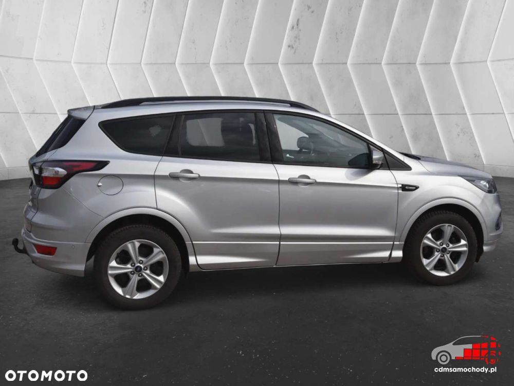 Ford Kuga - 11
