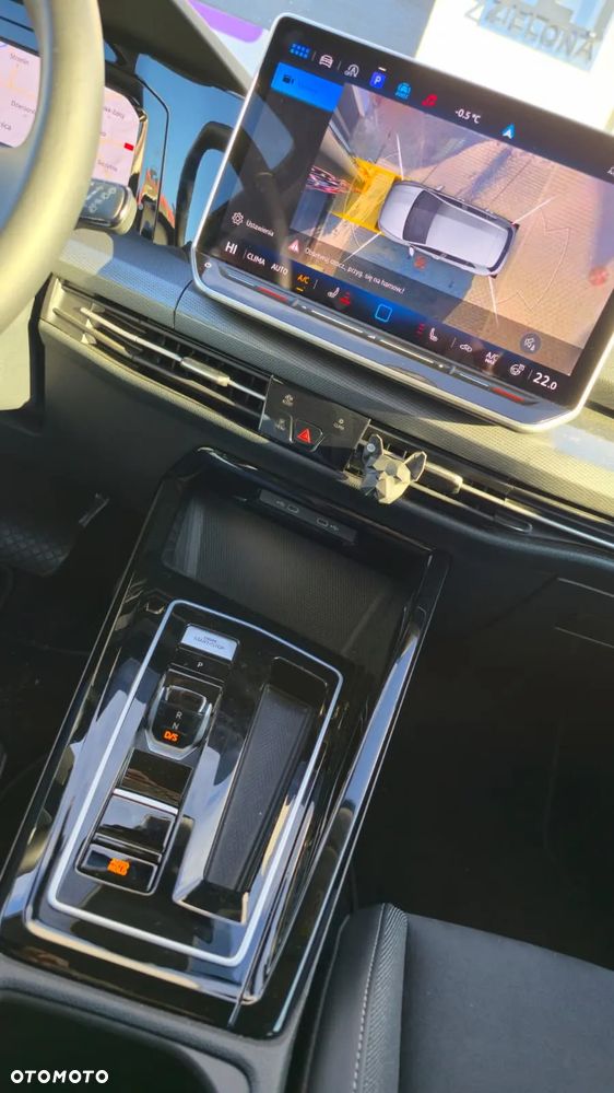 Volkswagen Golf - 17