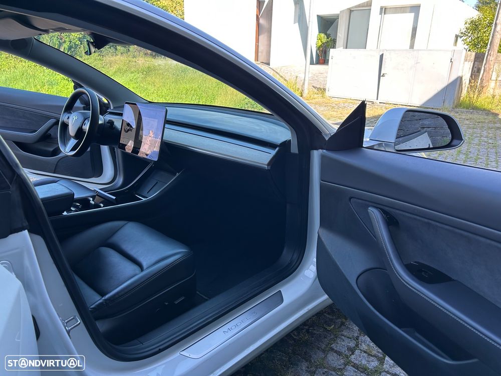 Tesla Model 3 - 19