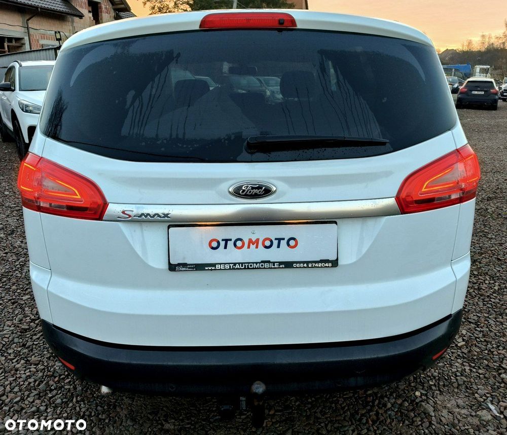 Ford S-Max - 32