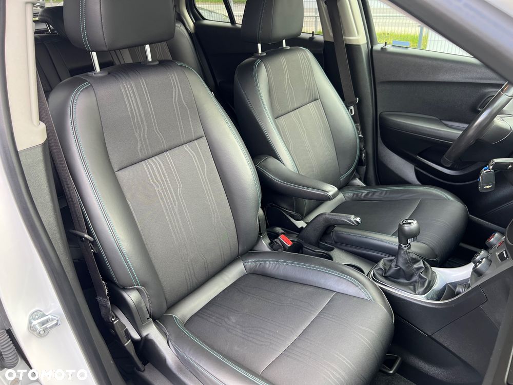 Chevrolet Trax 1.4T AWD LT+ - 30