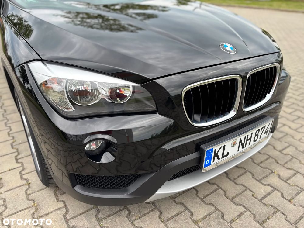 BMW X1 sDrive18d xLine - 25