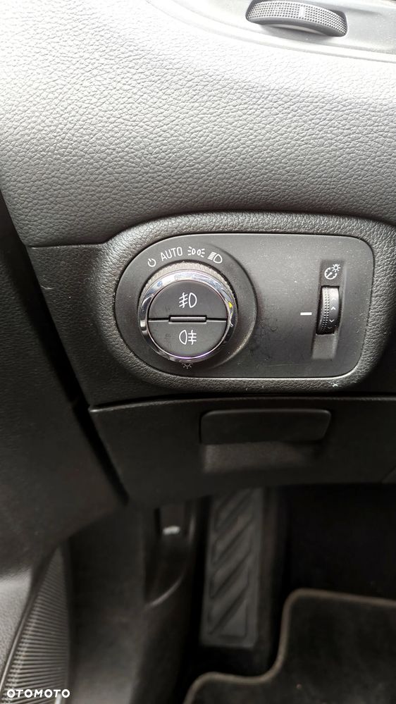Opel Zafira 2.0 D Automatik Active - 17
